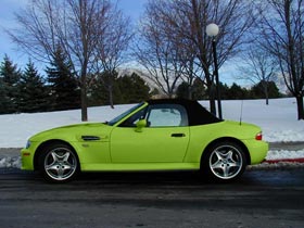 El coche coloreado en verde